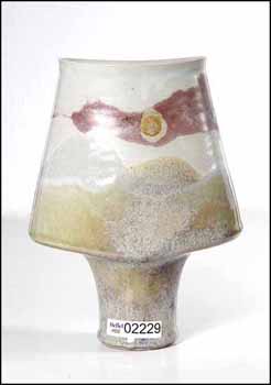 Vase (02229/2013-1201) by Robin Hopper vendu pour $94