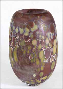 Vase (03075/2013-2902) by Daniel Crichton sold for $563