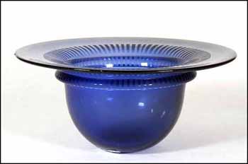 Bowl (03084/2013-2941) by Karl Schantz sold for $156