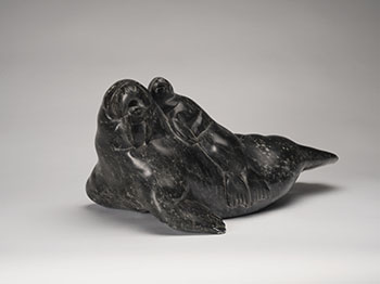 Walrus and Pup by Isah Qumalu Sivuarapi vendu pour $1,000