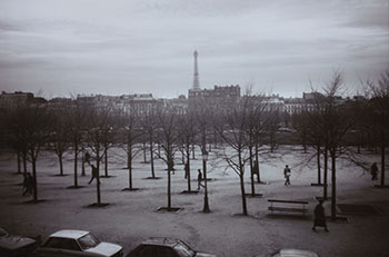 Les Invalides by Angela Grauerholz vendu pour $13,750