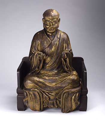 A Rare Chinese Gilt Lacquered Wood Seated Figure of a Lohan, Ming Dynasty, 16th/17th Century par  Chinese Art