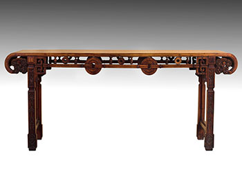 Rare and Large Huanghuali and Mixed Hardwood Altar table, Republican Period, Early 20th Century par  Chinese Art