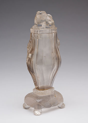 A Chinese Rock Crystal Vase and Cover, 19th Century par Chinese Artist