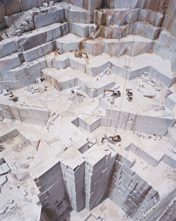 Iberia Quarries #3, Cochicho Co., Paradais, Portugal par Edward Burtynsky