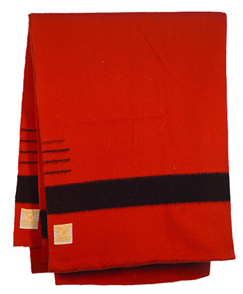 HBC Point Blanket, unseparated pair, 4 point, scarlet (00956) by Hudson's Bay Company 