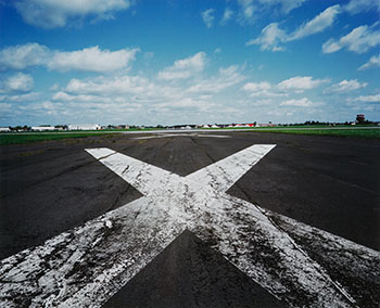 Aéroport St. Hubert par Bertrand Carrière