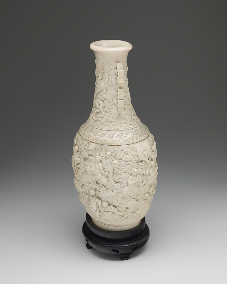 A Large Chinese Ivory Carved '18 Lohan' Vase, First Half 20th Century par  Chinese Art