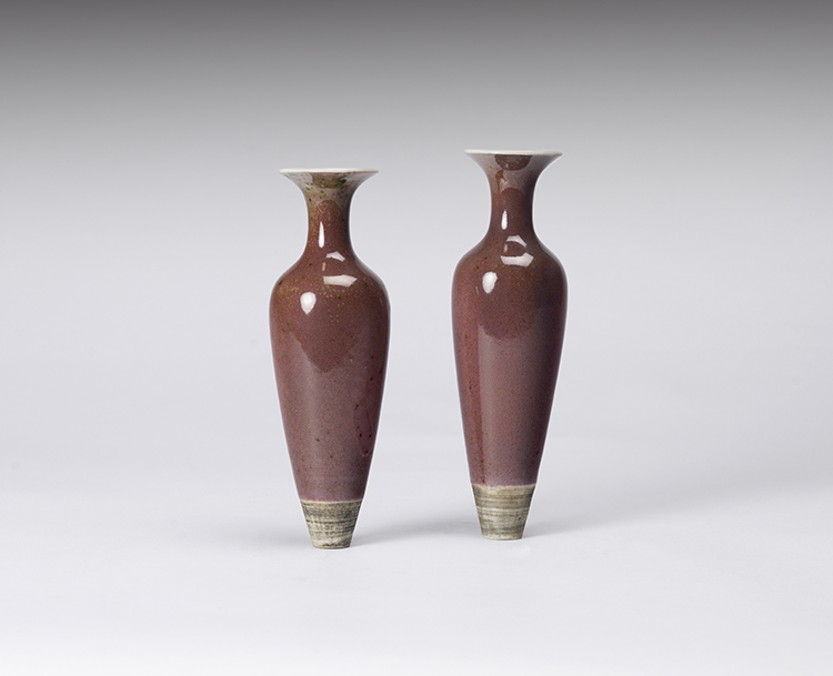 Two Chinese Peachbloom Glazes Amphoras, Liuye Zun, Kangxi Marks, 19th Century par  Chinese Art