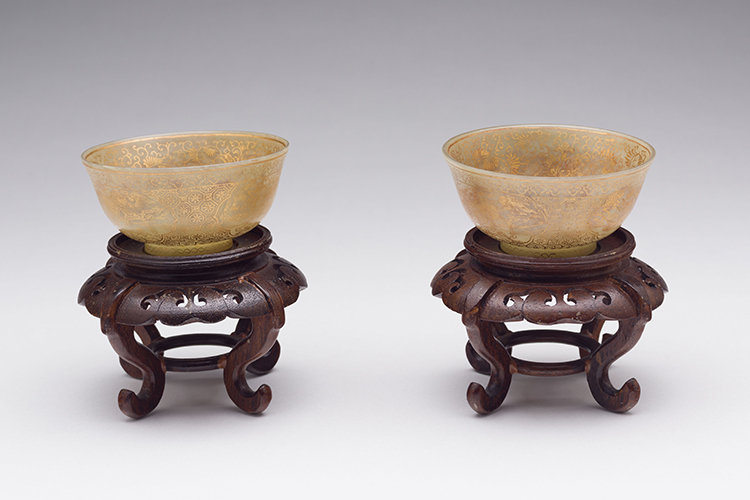 Pair of Chinese Gilt Painted Celadon Jade ‘Mythical Beast’ Bowls, Qianlong Mark and Probably of the Period (1736 - 1795) by  Chinese Art