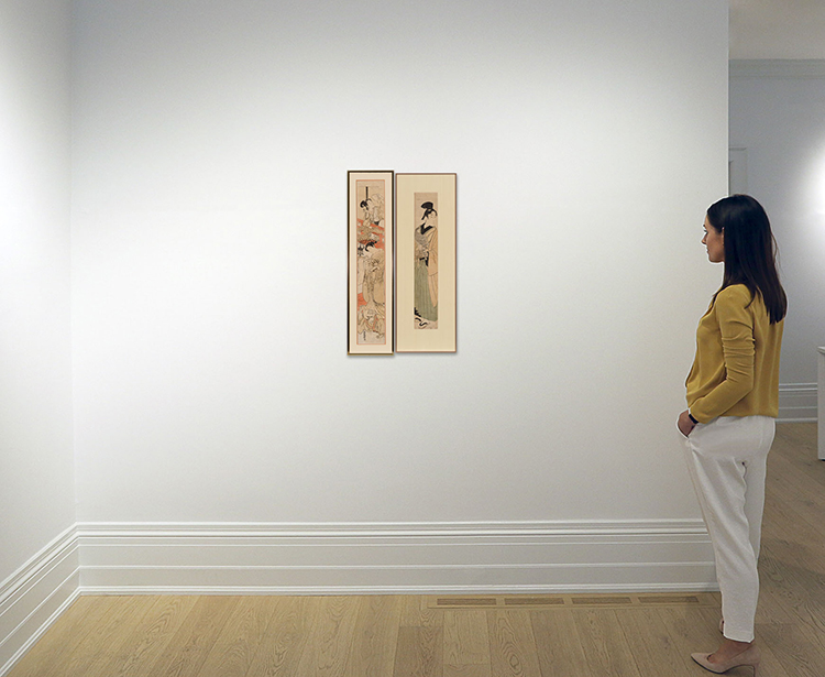 Two Japanese Ukiyo-e School Pillar Woodblock Prints par  Japanese Art