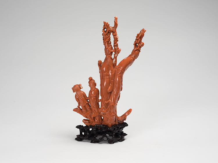 A Large Chinese Coral Carved Figural Group, Late Qing Dynasty par  Chinese Art