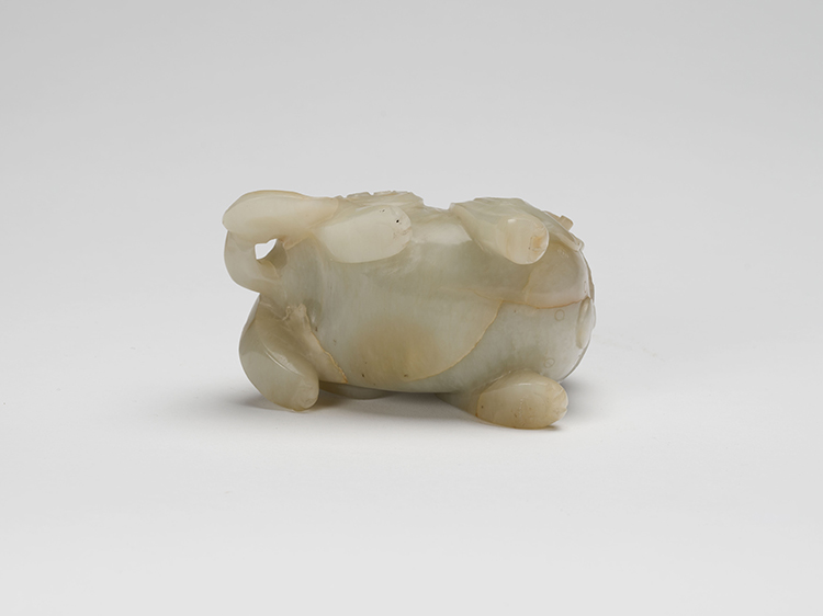 A Chinese White Jade Carved Bixie, 17th Century par  Chinese Art