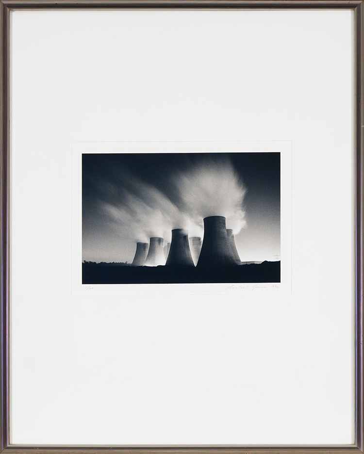 Ratcliffe Power Station, Study 19, Nottinghamshire, England par Michael Kenna