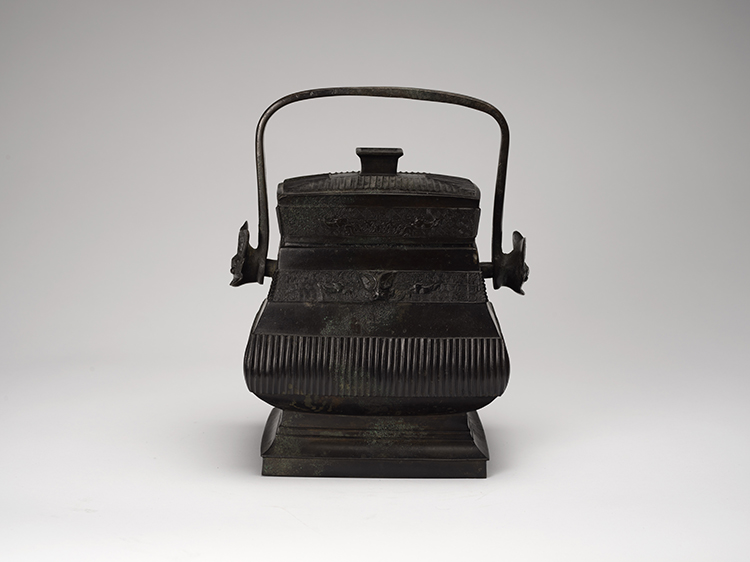 A Chinese Archaistic Bronze Incribed Vase, Fangyou, 17th/18th Century par  Chinese Art