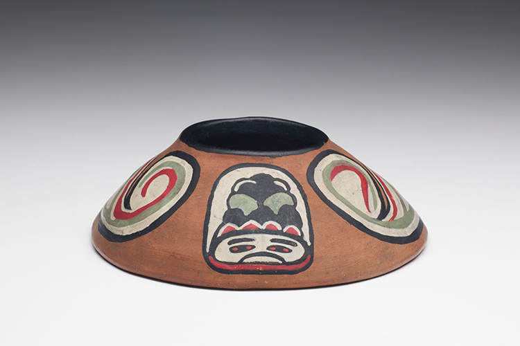 Klee Wyck Ceramic Bowl par Emily Carr