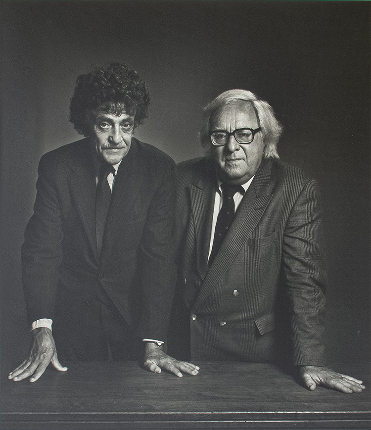 Ray Bradbury and Kurt Vonnegut, circa 1990 par Yousuf Karsh