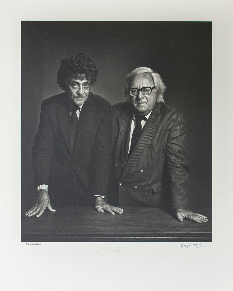 Ray Bradbury and Kurt Vonnegut, circa 1990 par Yousuf Karsh