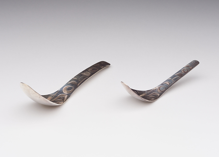 Two Butterfly Design Spoons par Robert Charles Davidson