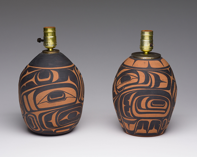 Kwakiutl Lamp Pair par Judith Cranmer