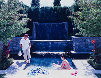Dipping, Conrad Arida with Mother and Child Wading in the Water by Scott McFarland vendu pour $3,750
